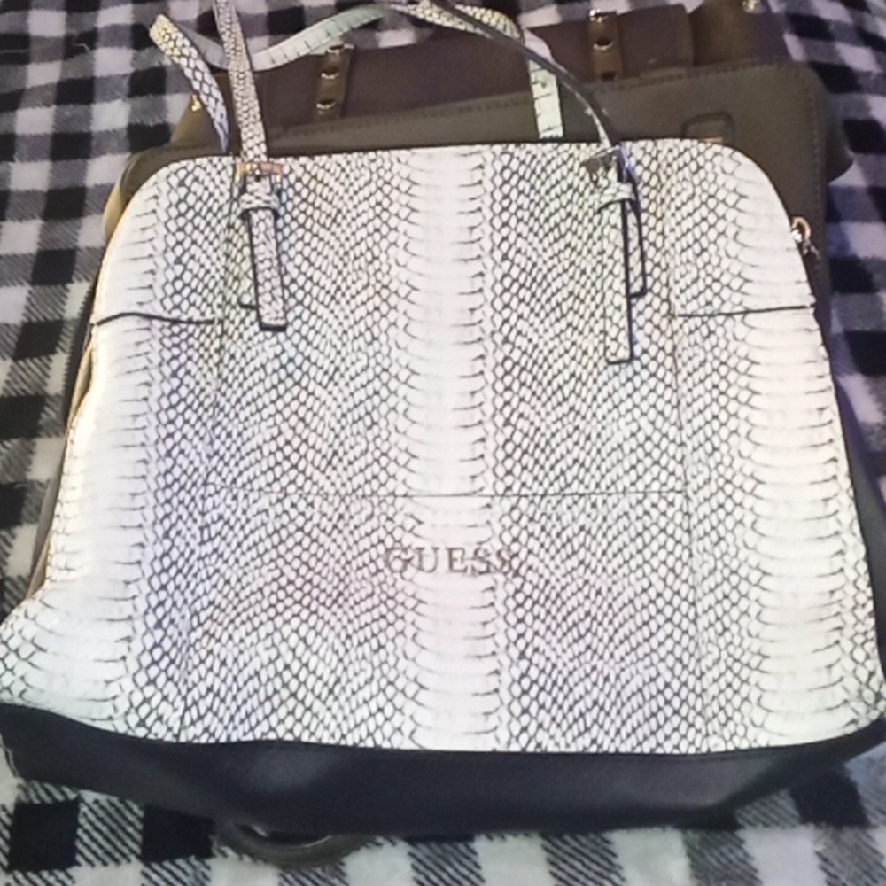 Handbag